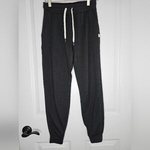 Vuori Black women’s Jogger Sweatpants with White Drawstring